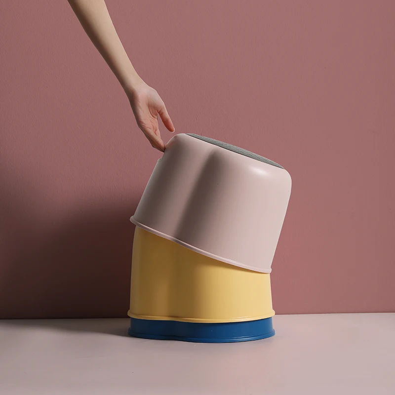 Simple But Useful No Slip Small Size Plastic Hand Washing Toileting Step Stool for Adult And Children Petal Stool