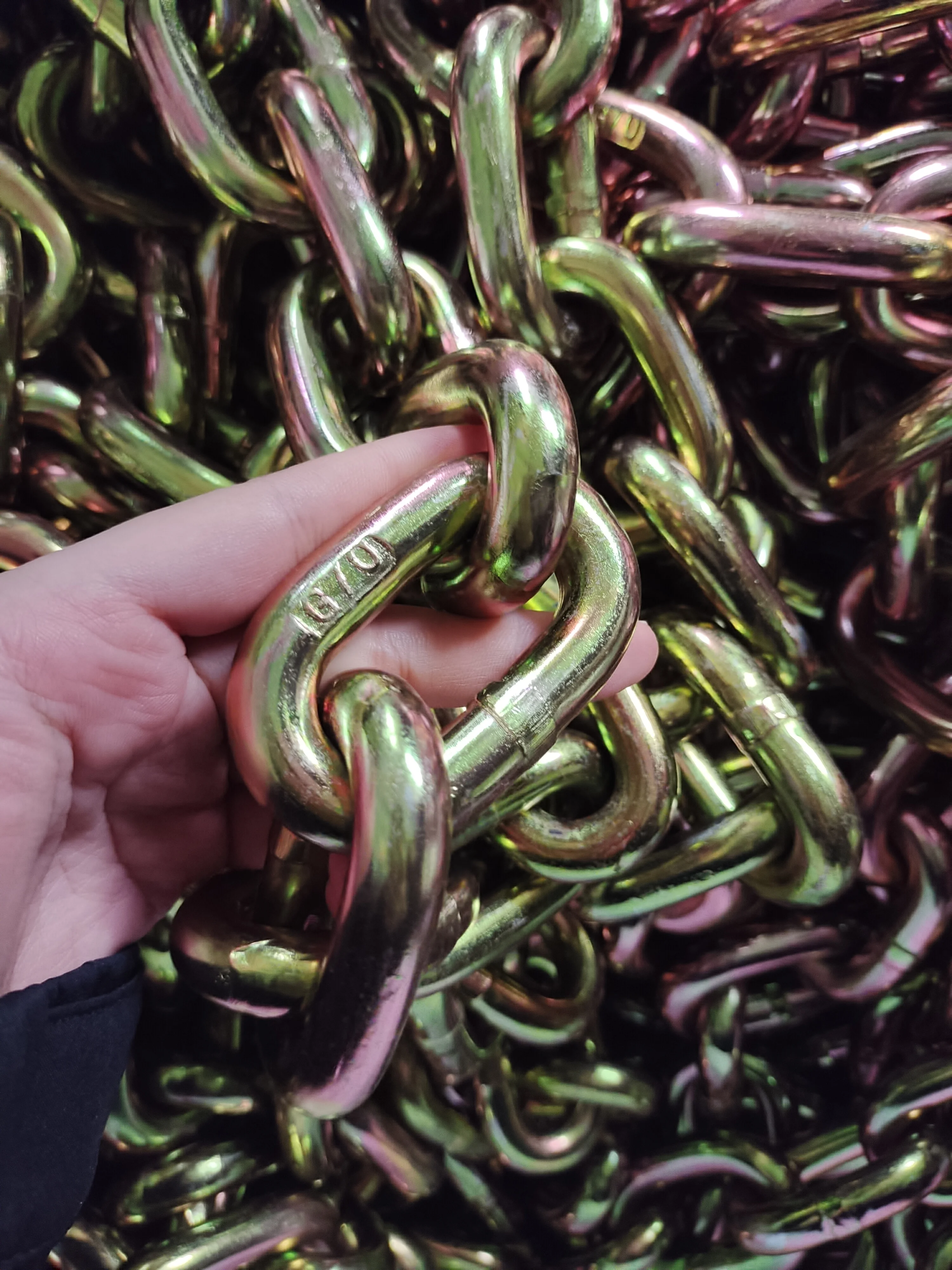 Высококачественная цепь G70 с гальванизированной сталью и сплавом позолоченный 3/8 ' сварная конвейерная цинковой отделкой включает крюк