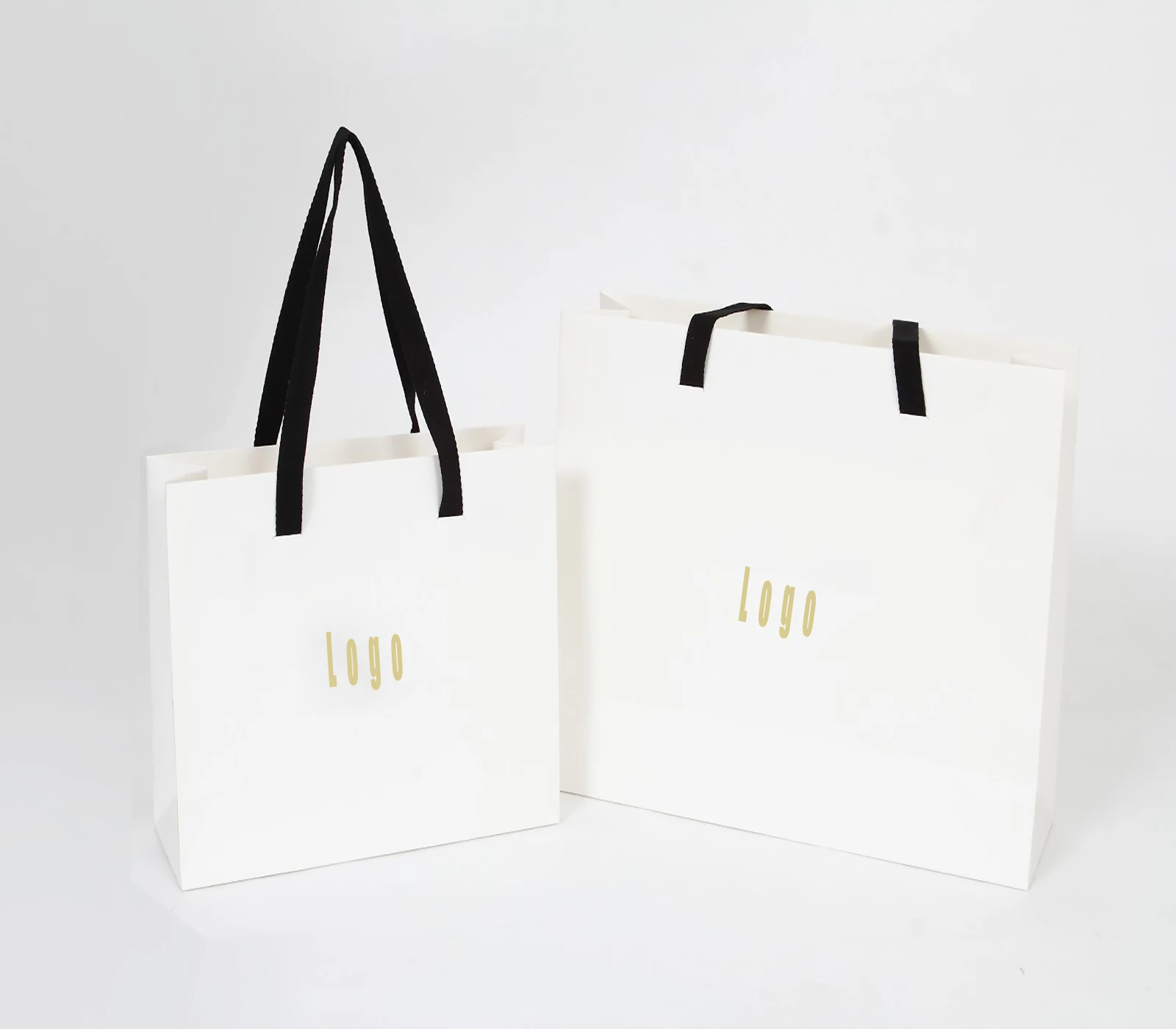 Shopping Clothing Packing Delivery Handbags Foldable Flat Pack Gift Boxes Portable Paper Bag