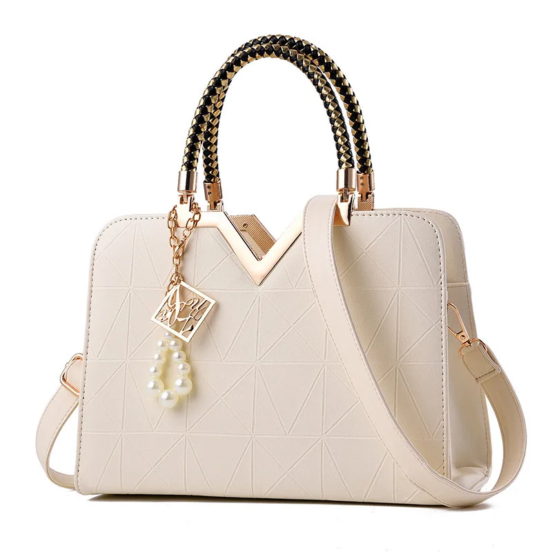 manufacturer directly sells 2021 new styled handbags and fashionable  shoulder satchels handbags for women