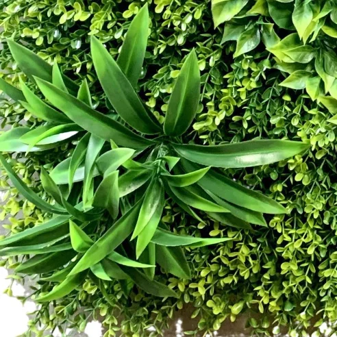 100*100The background wall simulates the outdoor plant wall decorated with Milanese plastic flower wall