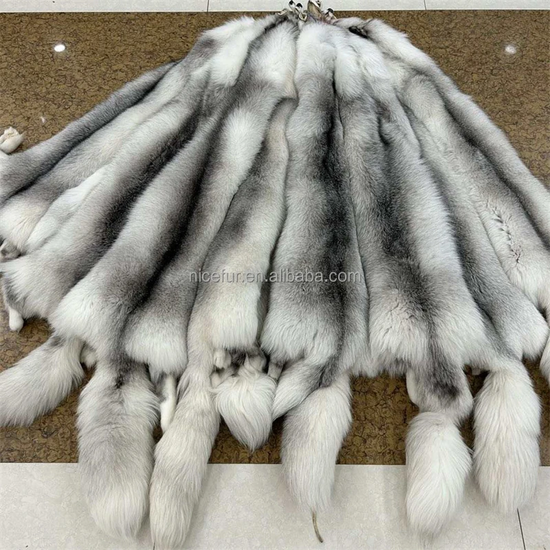 Finland Natural Cross Pattern Color Fox Fur Pelt Skin
