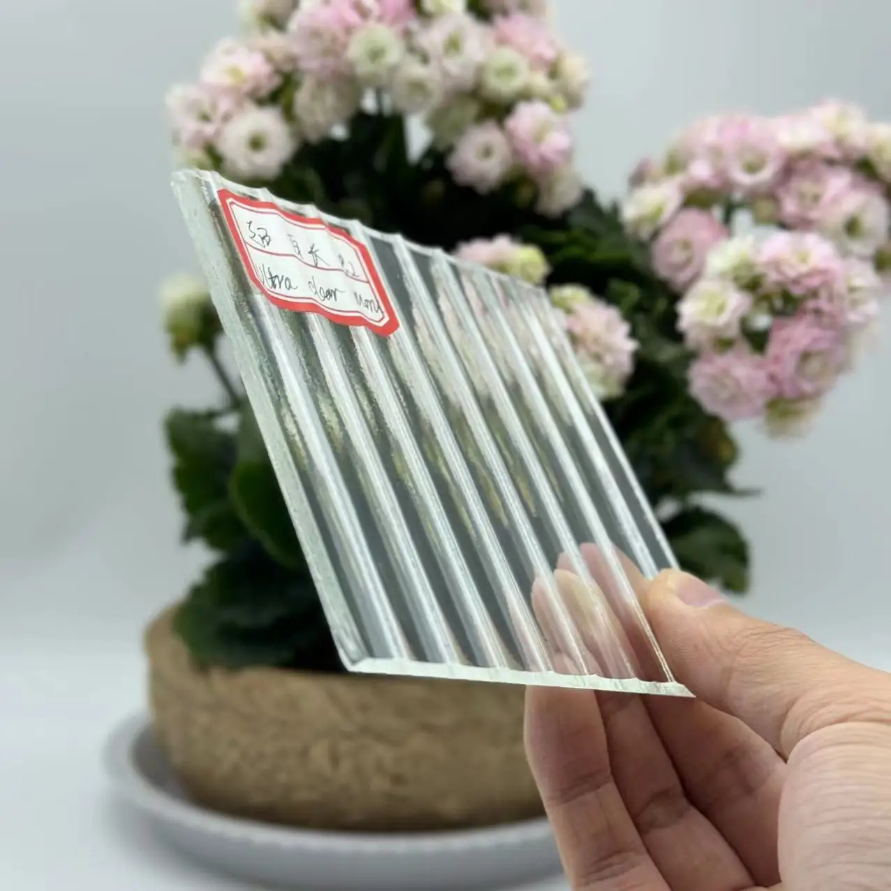 ultra clear Decorative glass Flutelite/MORAN/FYLFOT/Flute/Water wave/Diamond/Aqualite patterned glass sheet