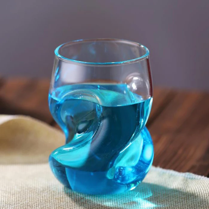 Factory handblown customize borosilicate glassware shot glass twisted whisky glass