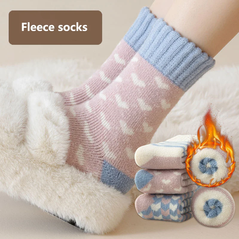 Women Girl Wholesale Christmas Gift Autumn and Winter Thickened Terry Warm Soft Crew Socks Little Fresh Love Stripe Cotton Socks