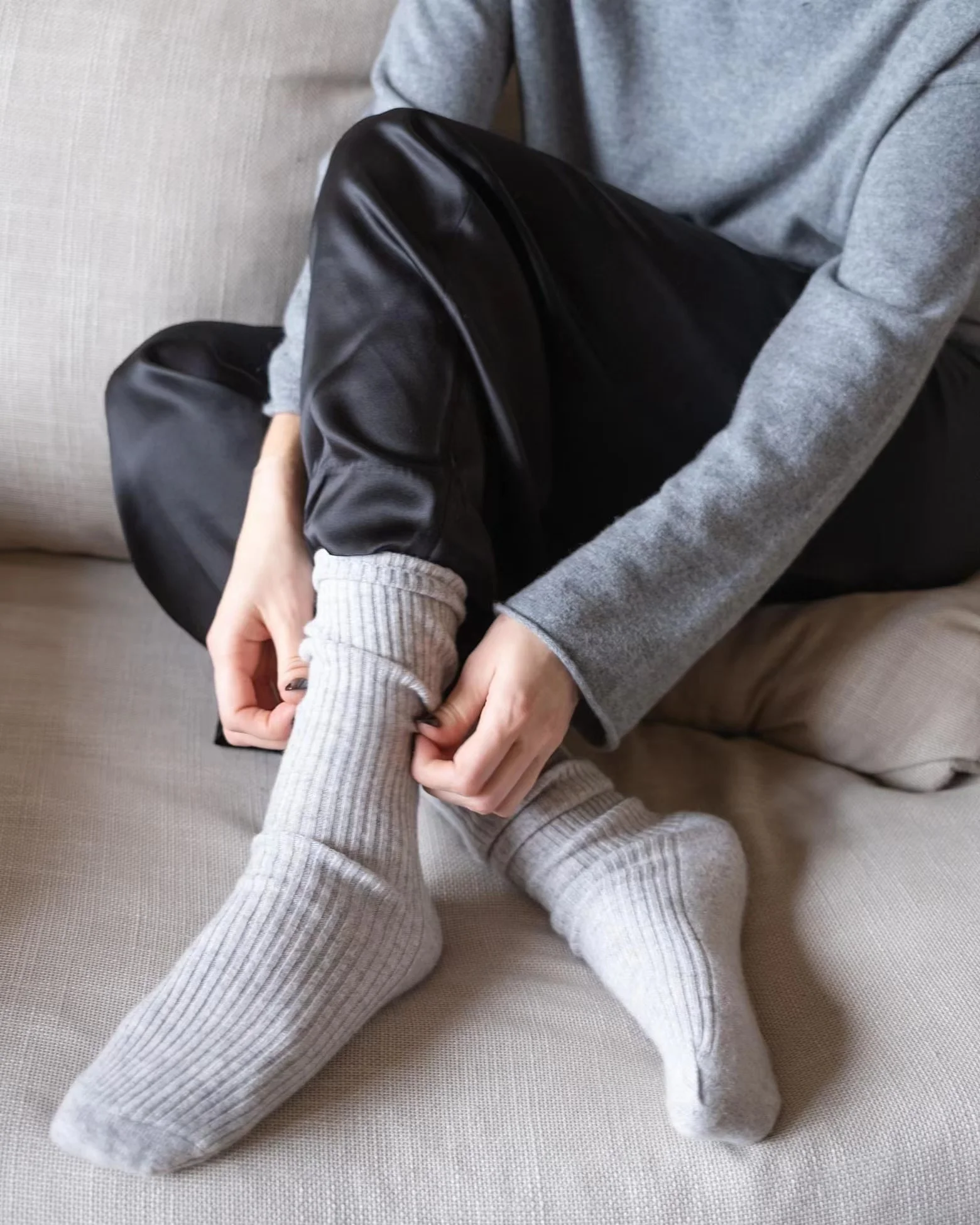 OEM high quality rib knit cashmere socks bed cashmere socks for women