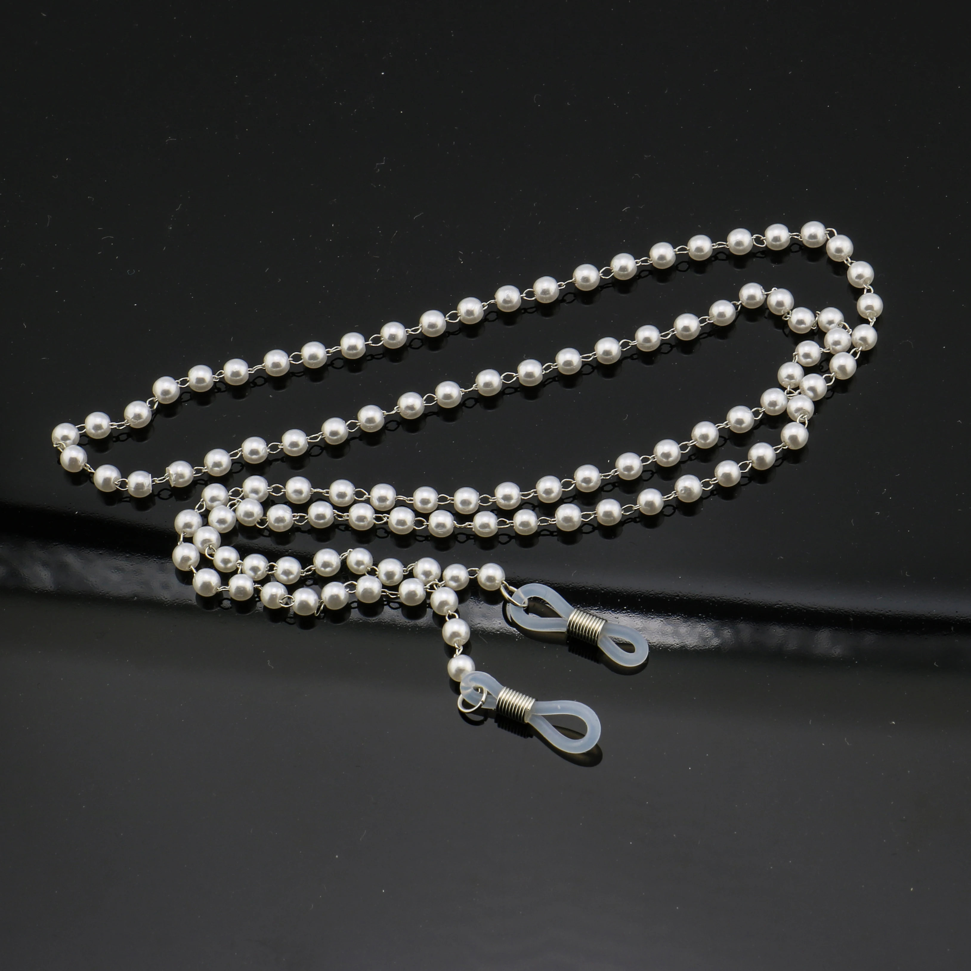 hot sales fashion and modern plastic glasses chain eyewear accessory