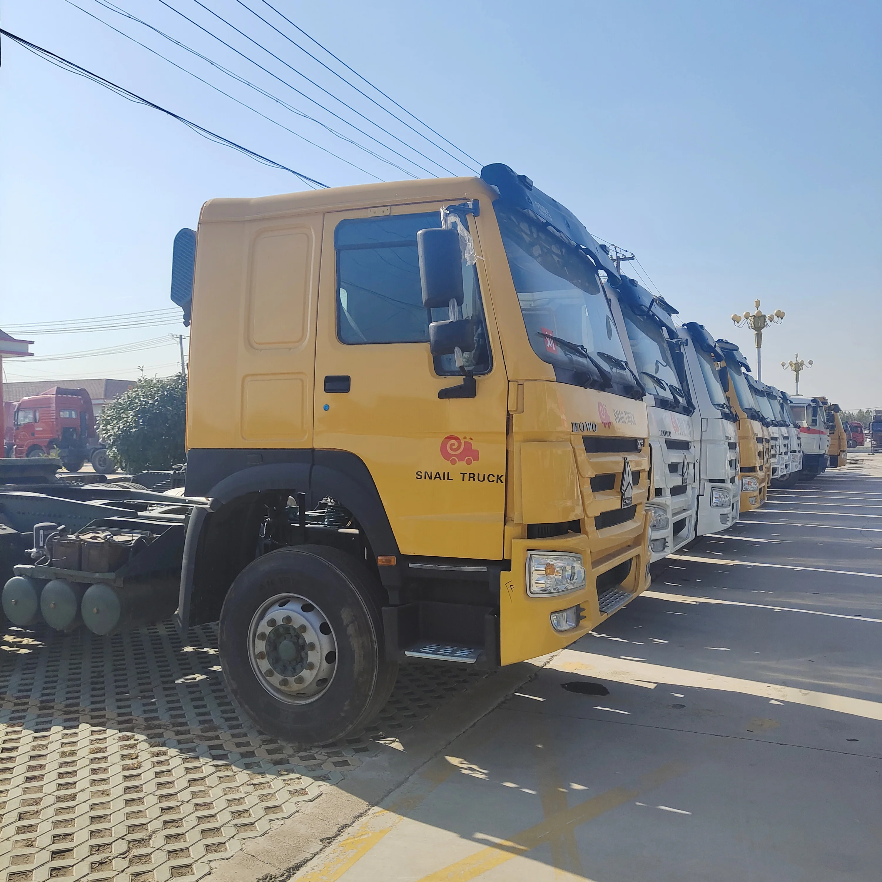 Самосвал Sinotruk Howo 6x4 10 колесный самосвал новый и Подержанный дизельный SINOTRUK HOWO 6*4