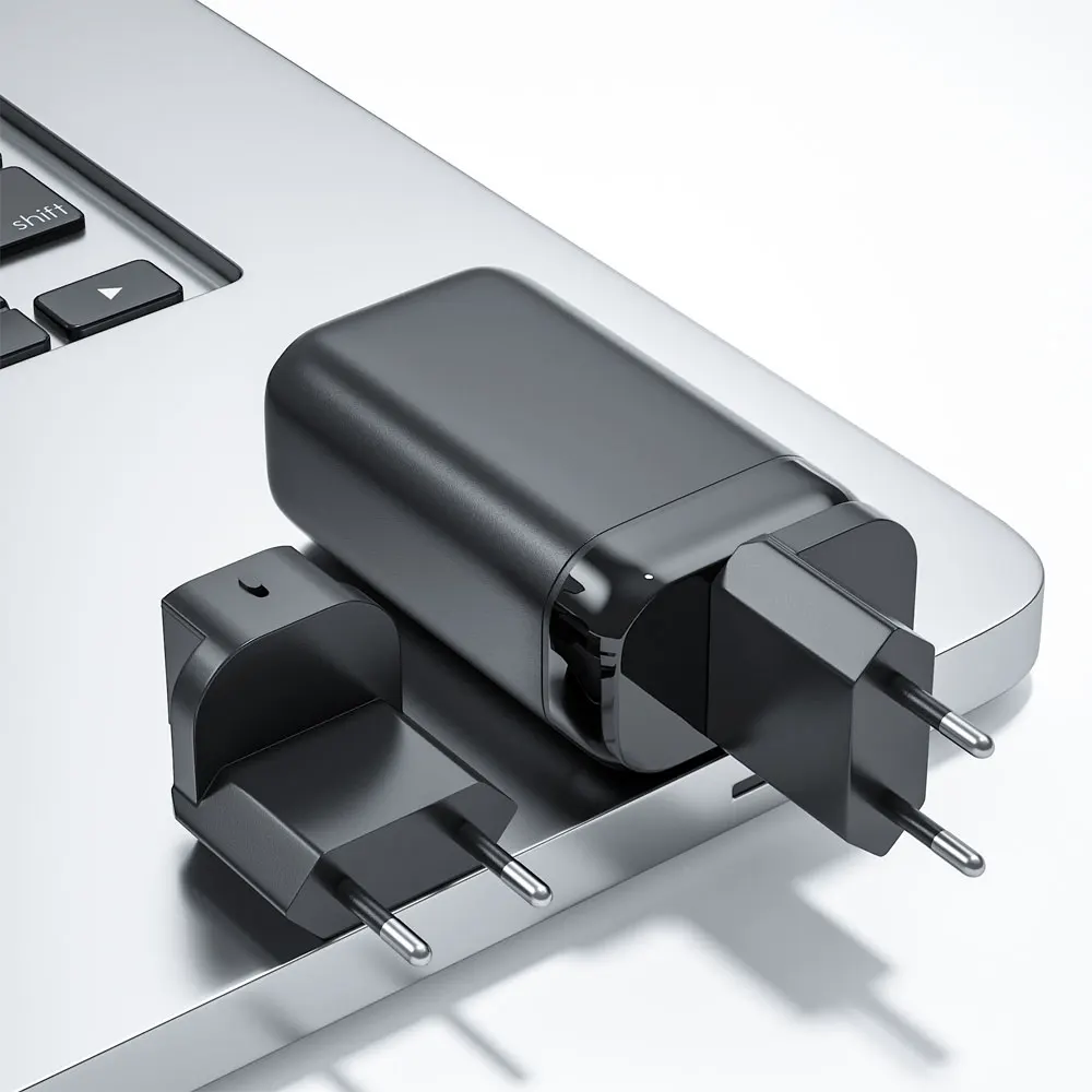 Super Fast Charging 65W 3 Ports 2 Type C 1 USB Gan Charger Gan Technology For Phones