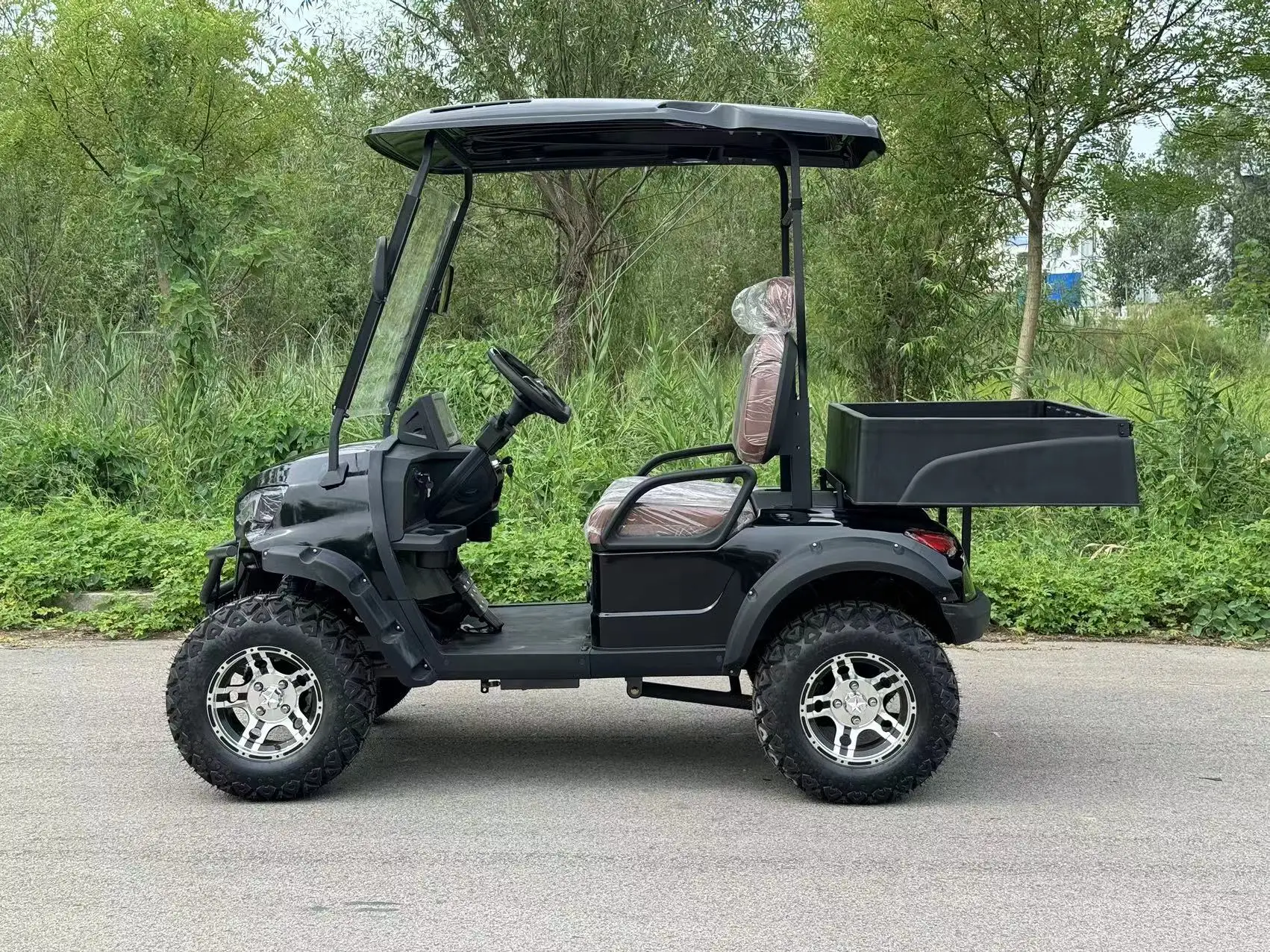HIGHTOP High Quality 6 Passenger 4x4 seater Tourist Car Electric Golf Cart for sale