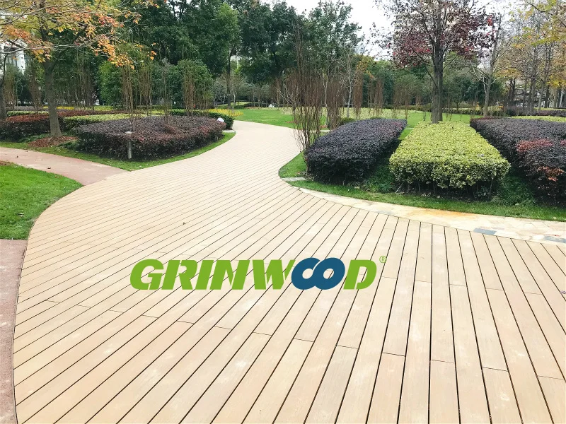 High quality WPC/wood plastic composite decking for outdoor