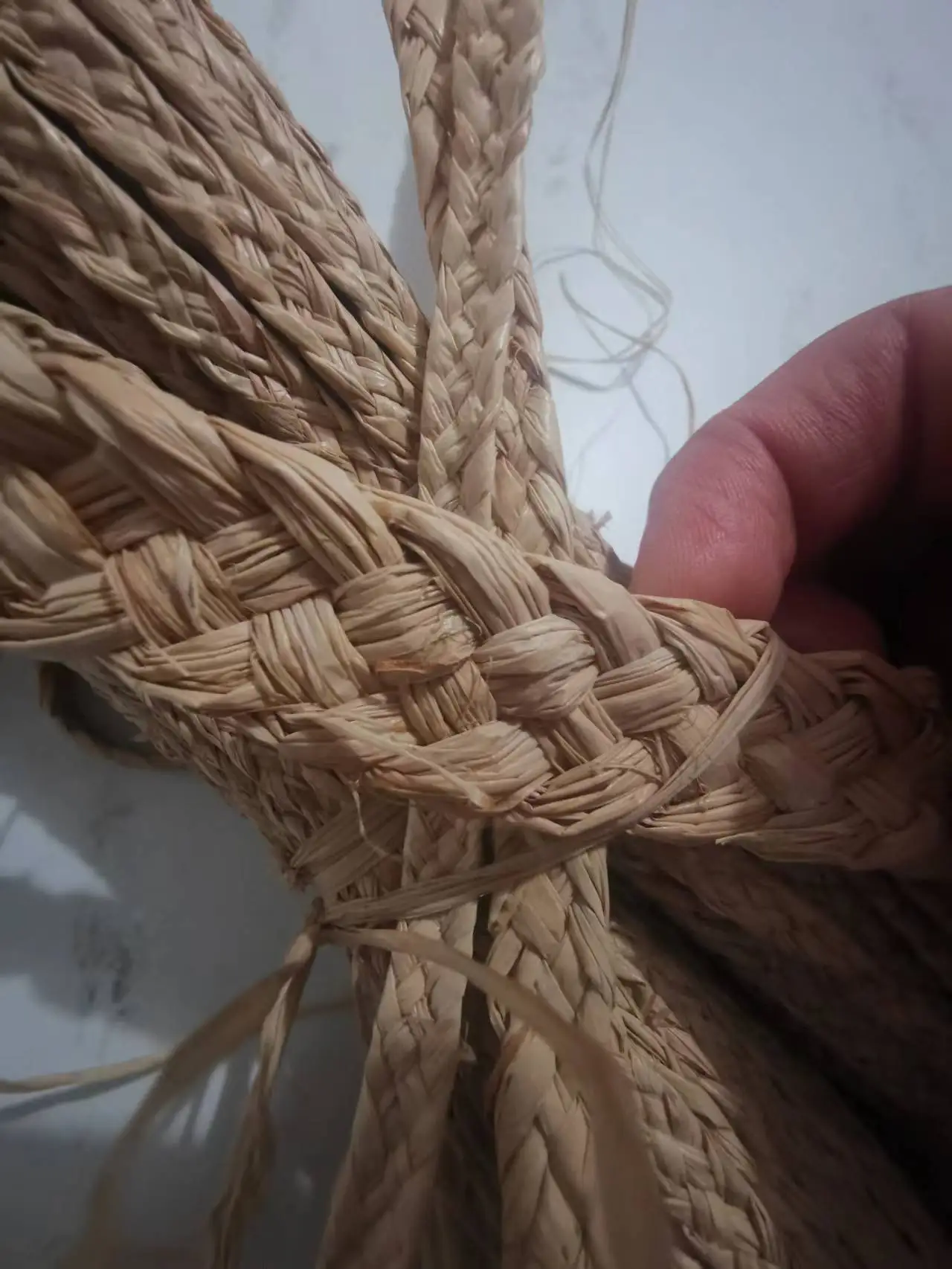 Raffia straw hat braided material used for raffia hat making weaved raffia grass