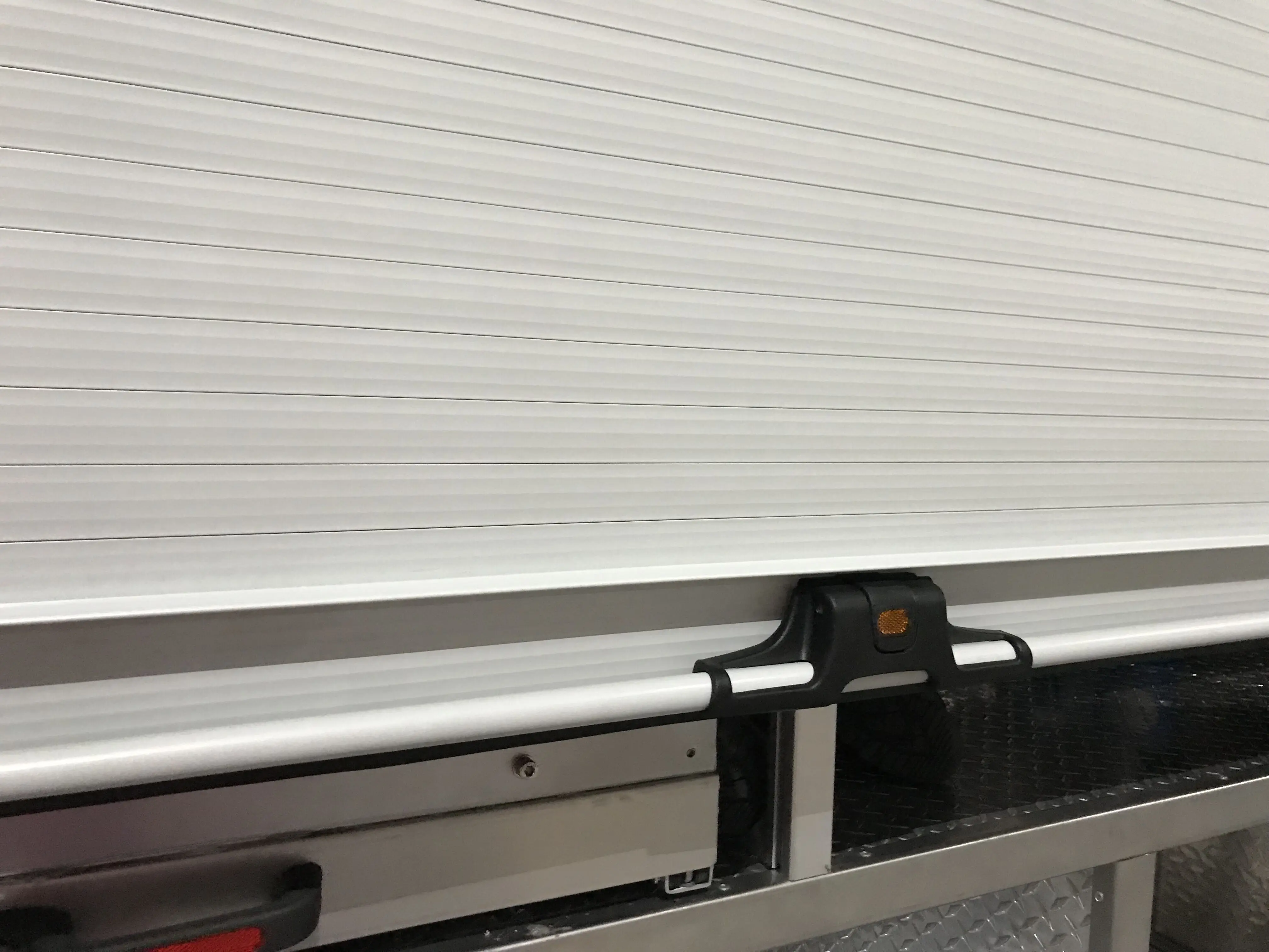 Van Delivery Truck Cabinet Kitchen Aluminum Roller Shutter Vertical Push Pull Roller Shutter Door