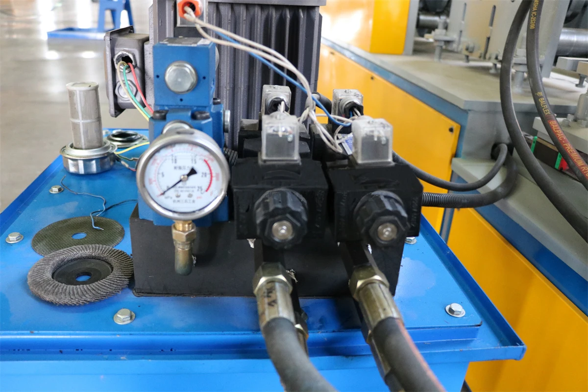 HAIDE Fully automatic stud keel roll forming machine iron angle keel making machine With Wholesale high quality