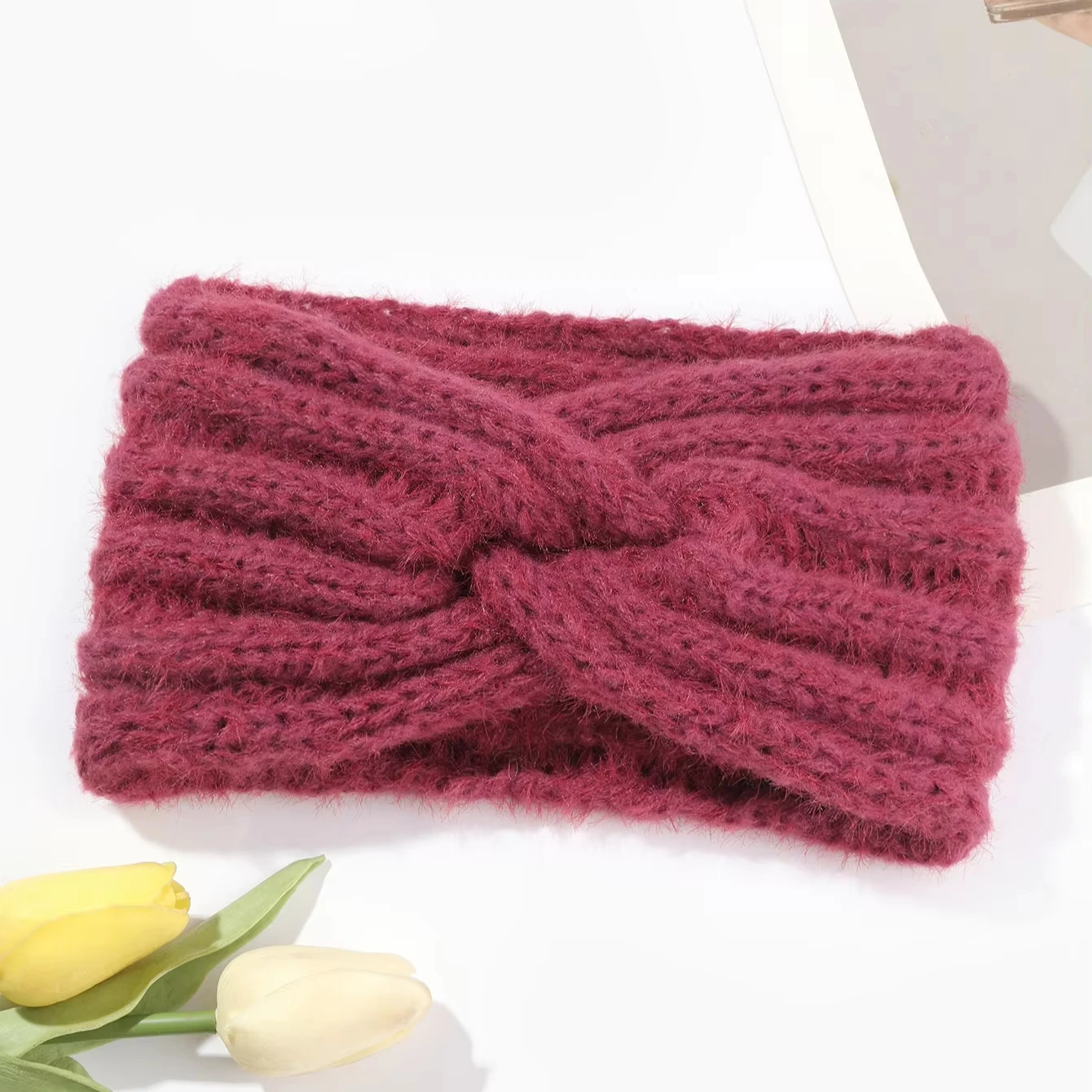 Женская трикотажная повязка на голову