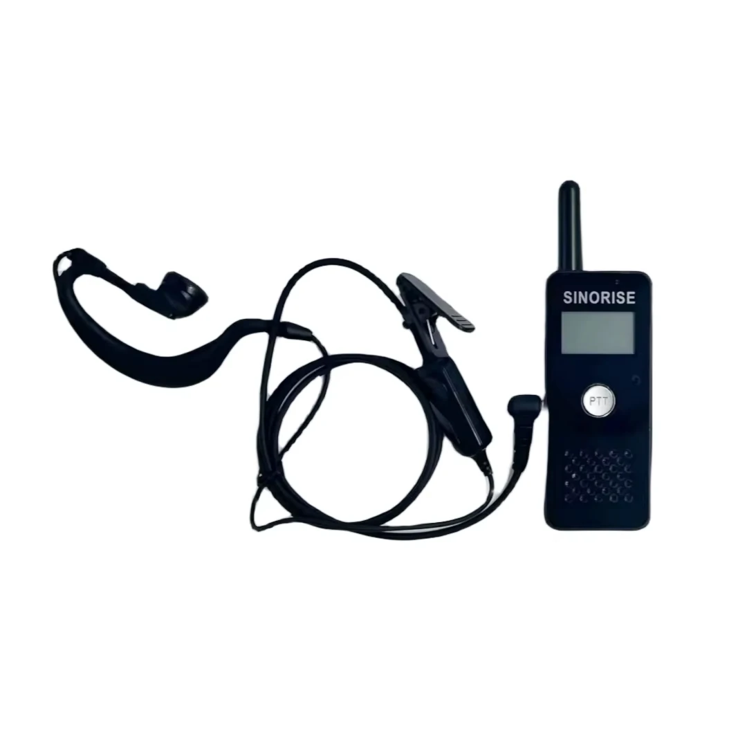 PTT Walkie Talkie Outdoor calls Custom Waterproof Drop-proof Durable Long Distance 3-5km Custom radio Walkie Talkie