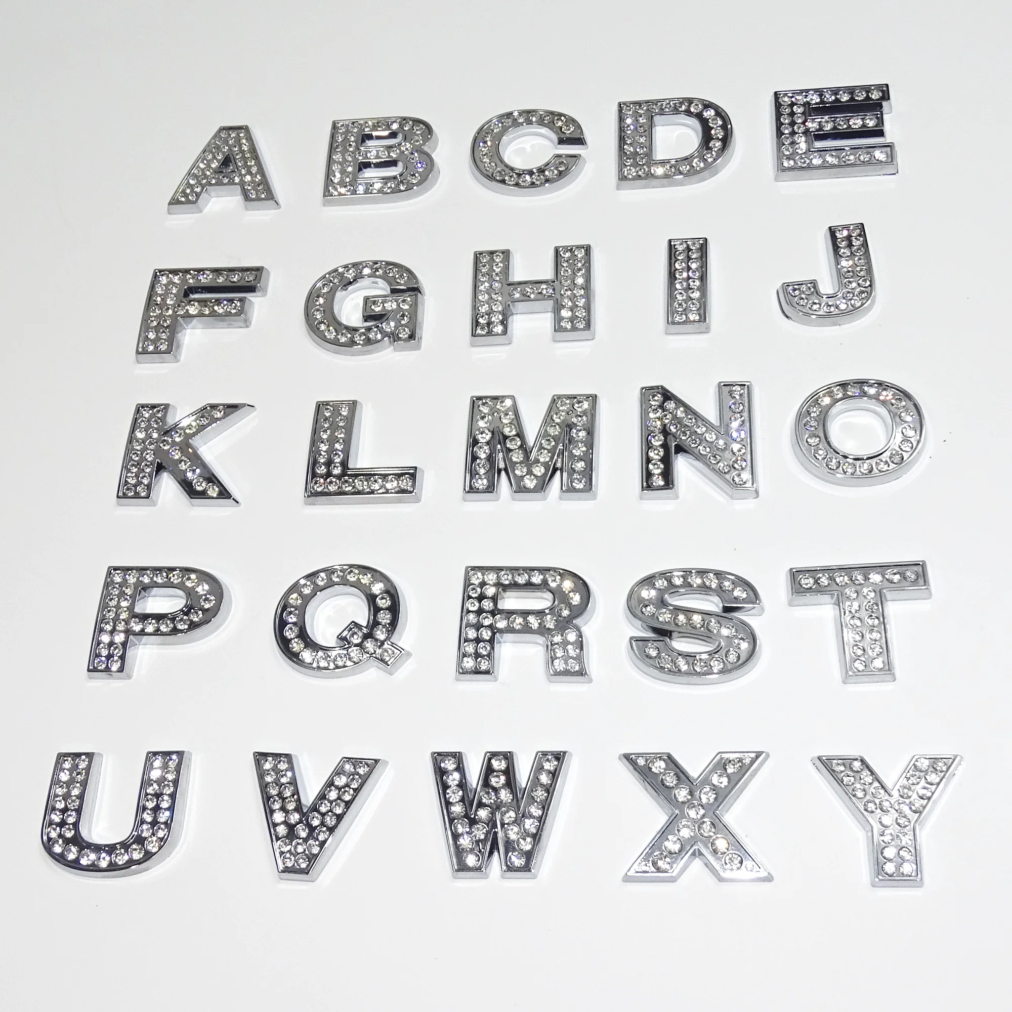 Принцесса Сваровски со стразами алмазные алфавиты сделай сам на заказ собственный логотип блестящие буквы 25 мм Самоклеящиеся автомобильные наклейки