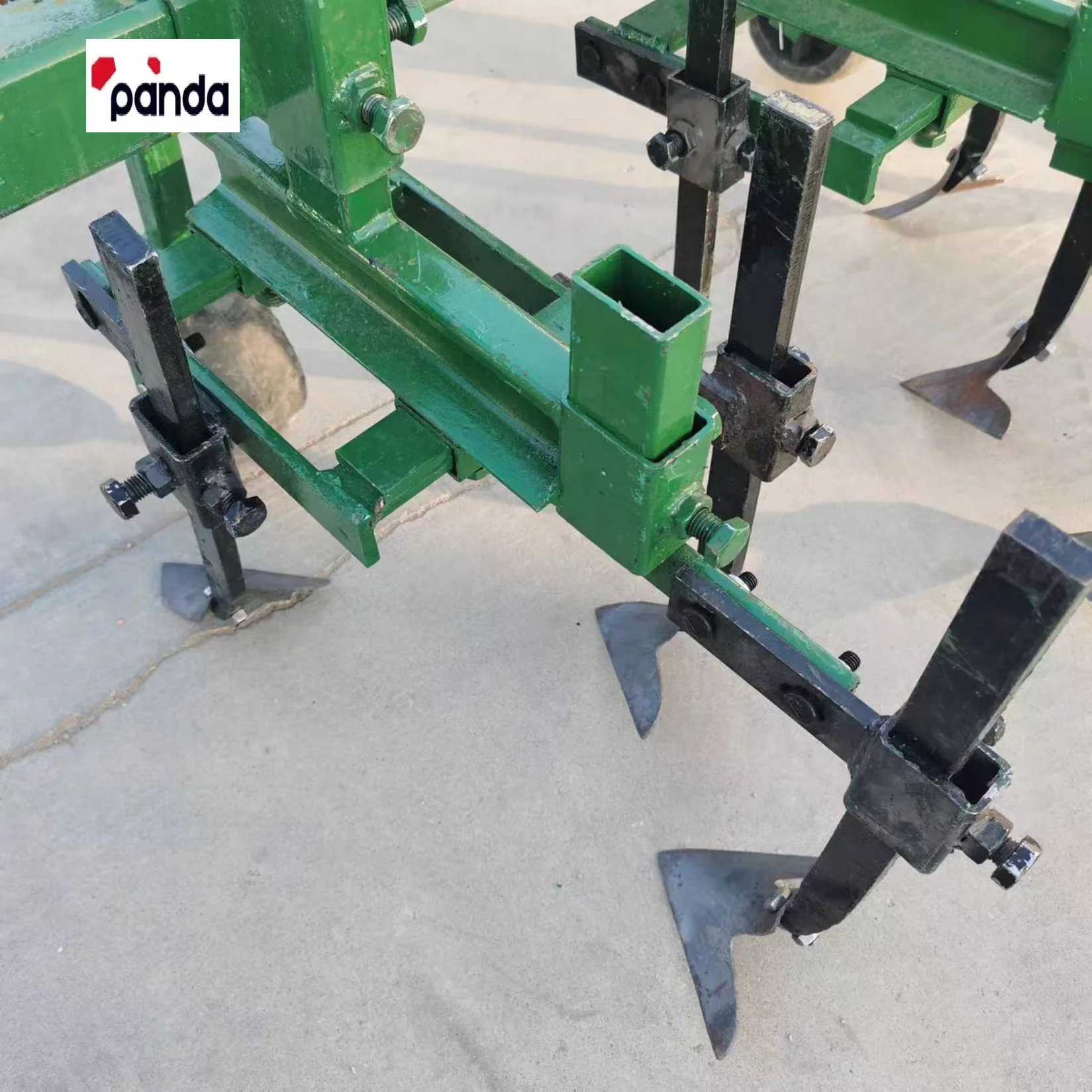 Agricultural cultivator farm ridging machine tractor mounted furrow ridger machinery