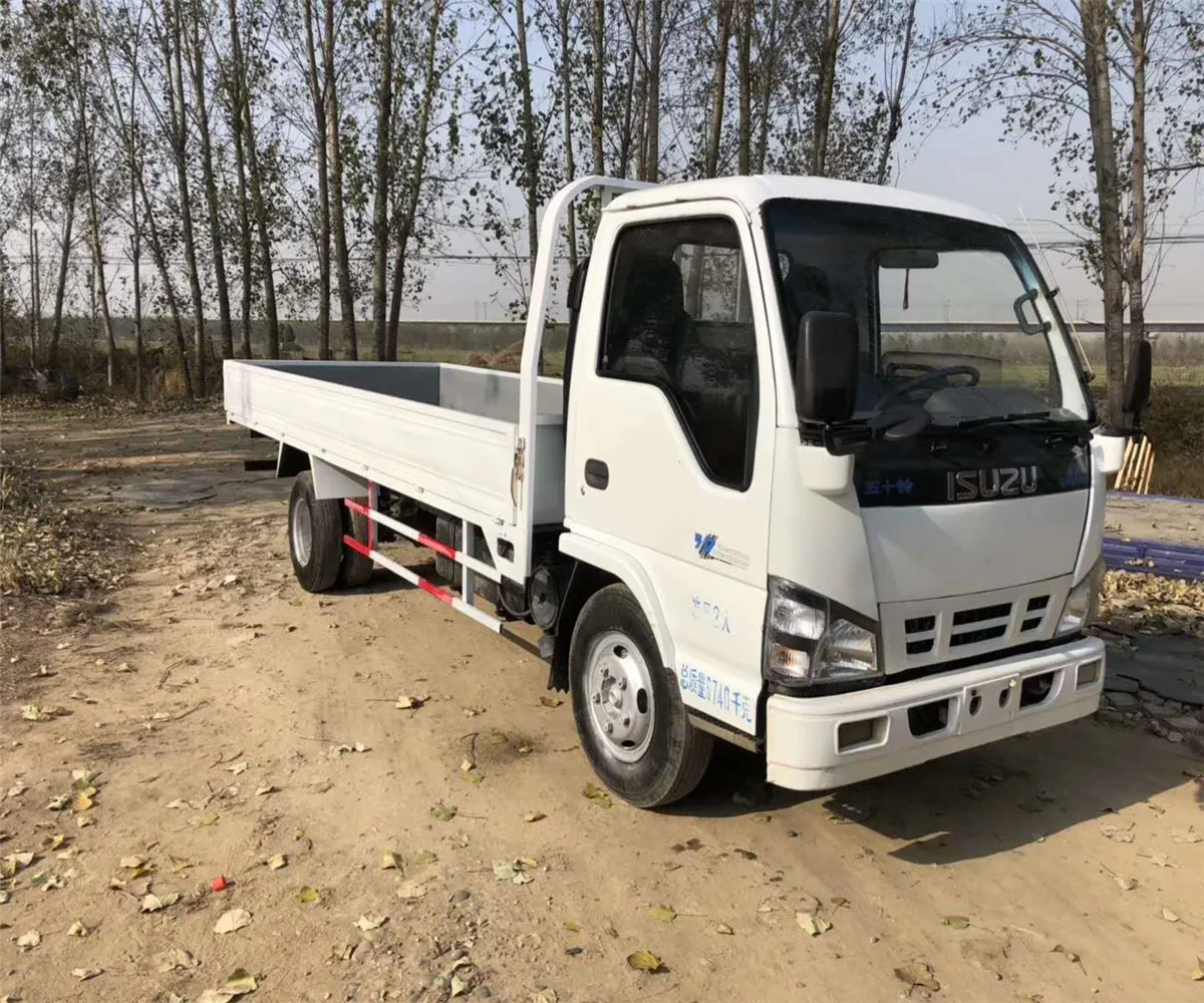 
Japan made isuzuu NKR NPR 4k light turck mini box truck used isuz truck 4k box truck with 5.2m box 