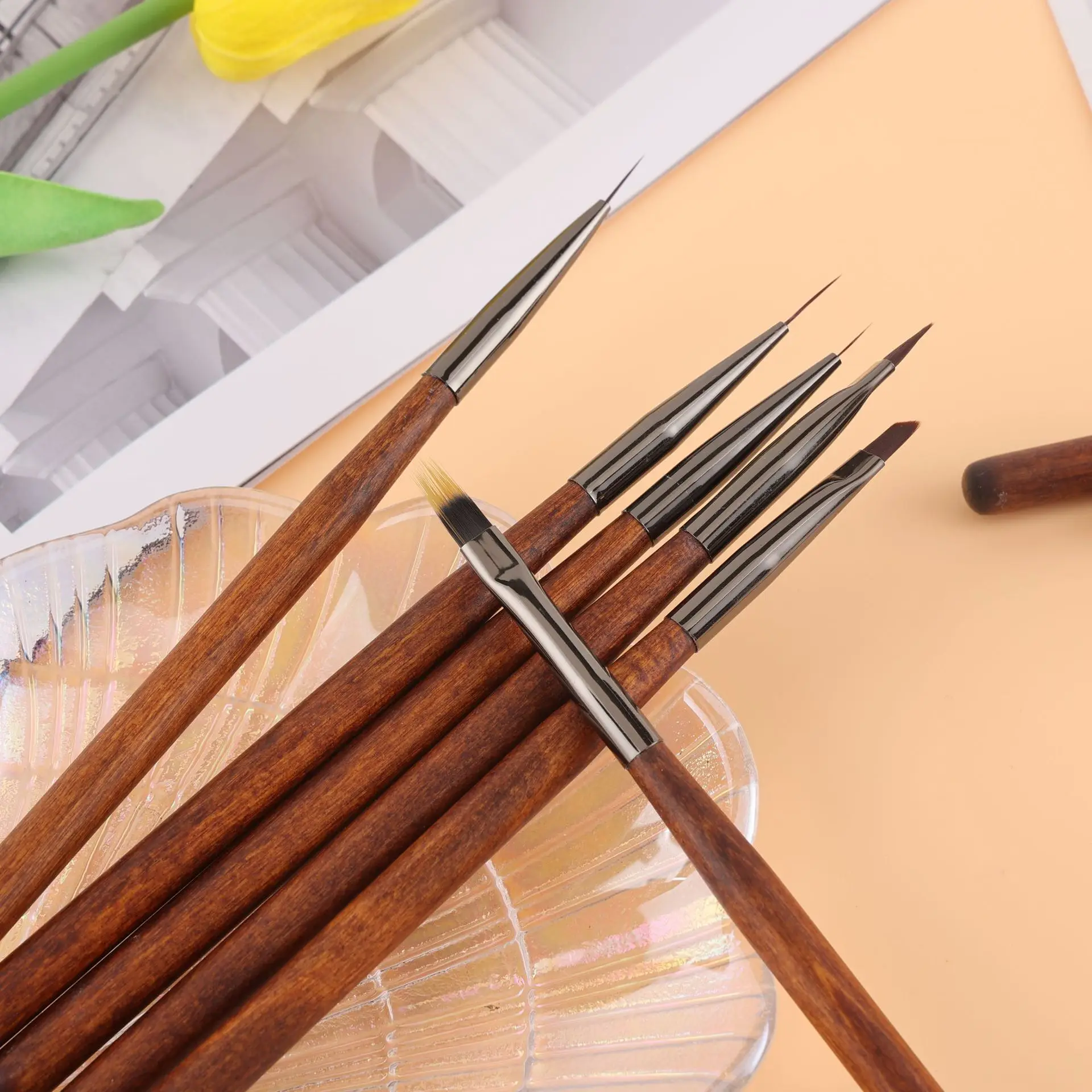 Wholesale Outstanding Quality sandalwood Handle Draw Lines Paint Nail Brush small round Art Nail Brush