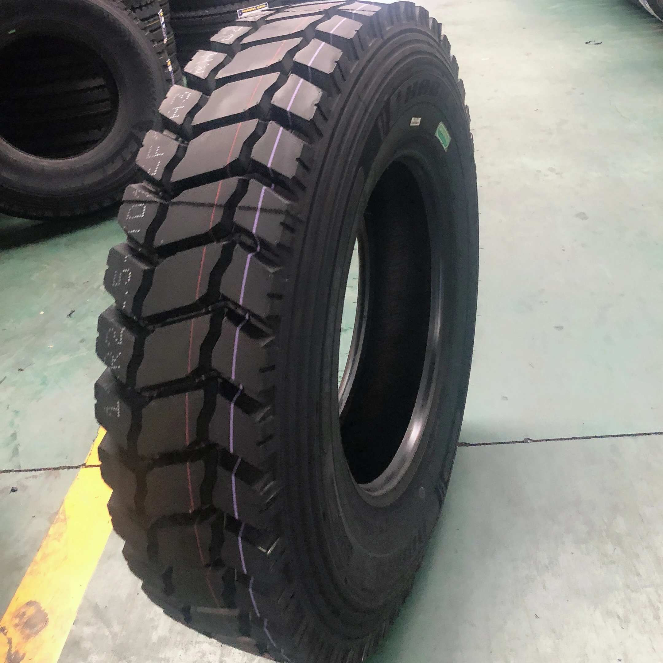 Cheap price heavy load cut resistance performance radial TBR tires for truck tire BO639 12R22.5