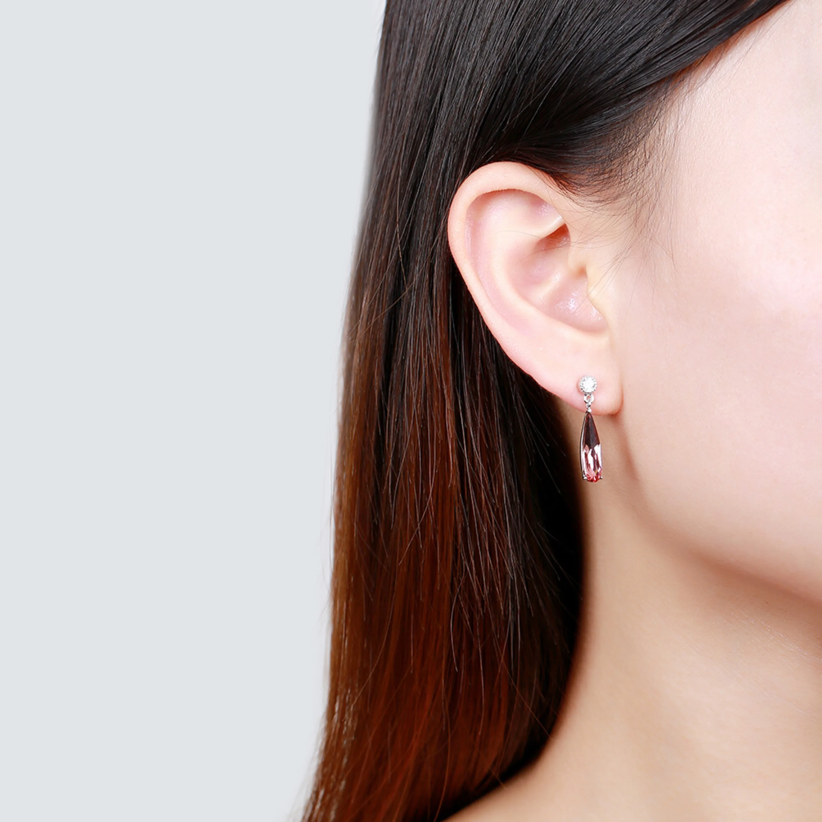 Good Quality S925 Sterling Silver Jewelry Long Water Drop Earrings for Ladies