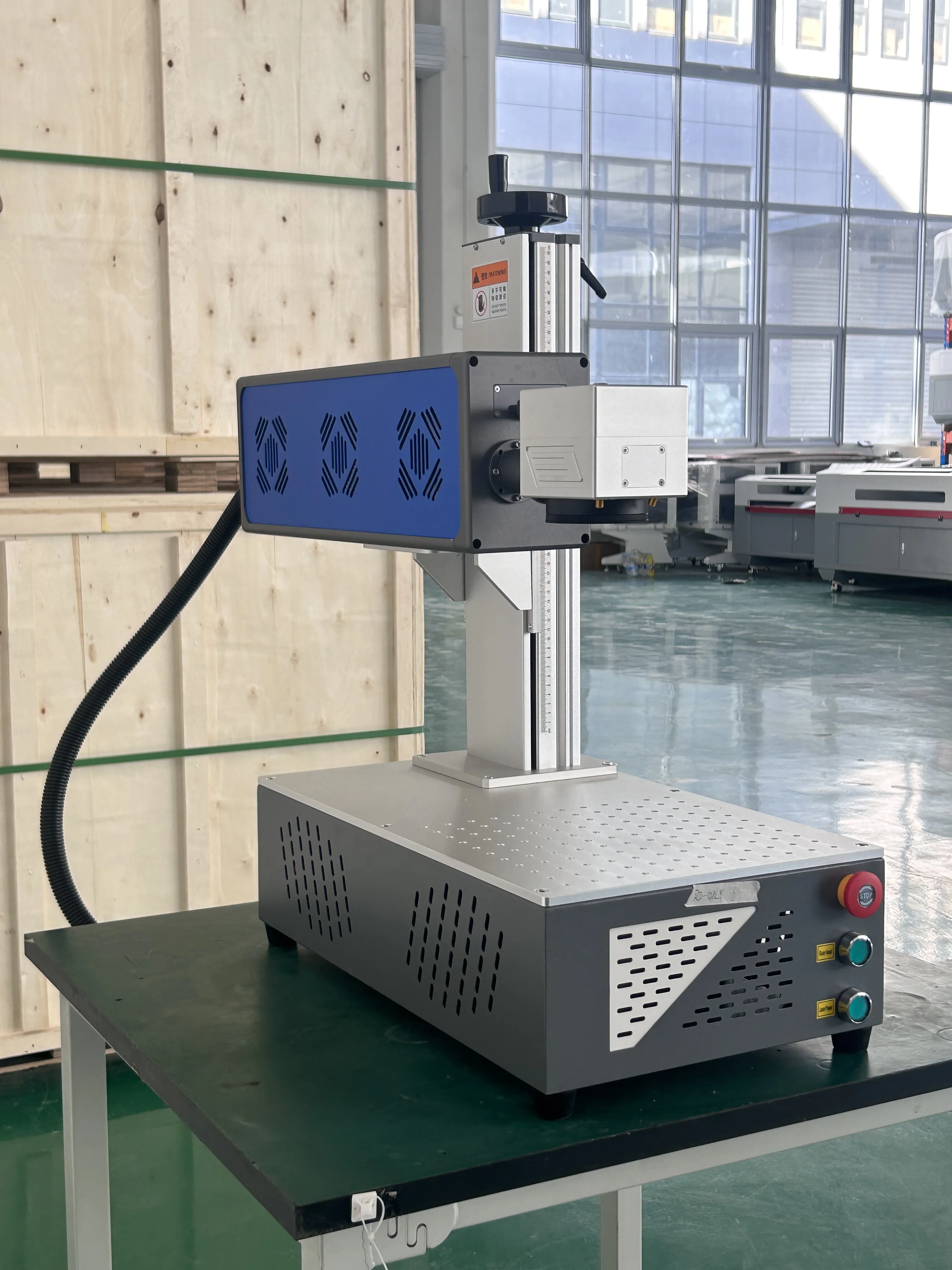 All-in-One CO2 Marker 30W 40W 50W Acrylic Gift Design Dual Color Plate Wood RF Tube CO2 Laser Marker for good news