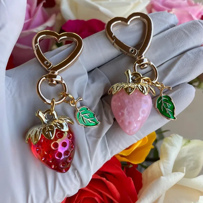 Latest Fruit Strawberry Keychain with Heart Funky Y2K Enamel Leaf Keychain Love Gift for Girlfriend