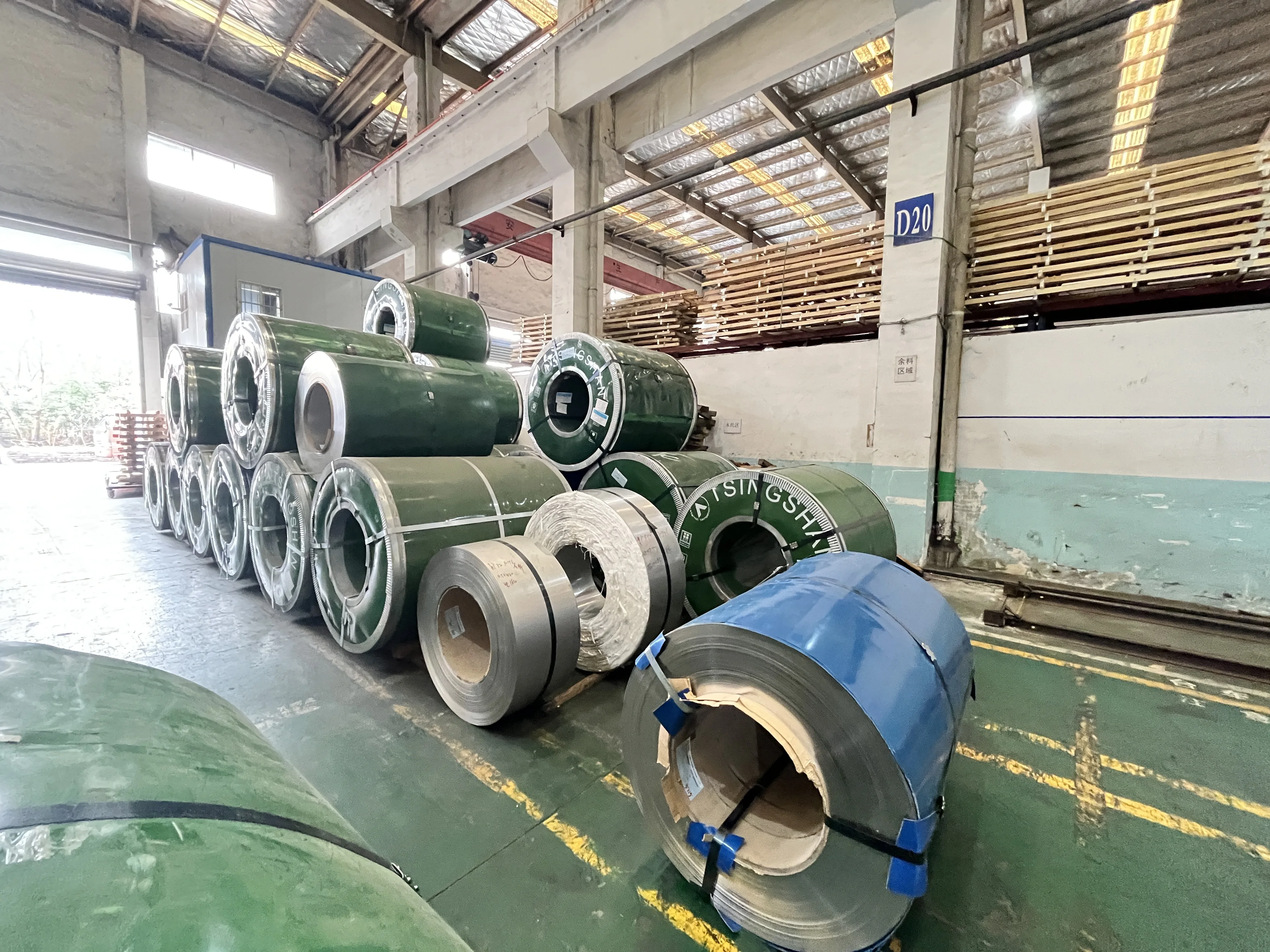 0.3mm 0.6mm 0.8mm 1.0mm 1.5mm 2.0mm 3.0mm Thick 2b Ba 8K Mirror Cold Rolled 201 304L 316L 316 304 Stainless Steel Coil Strip