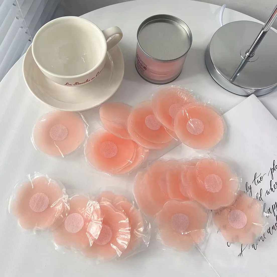 Lifting Breast Stickers Areola Stickers Anti-light Nipple Cover Silicone Anti-convex Invisible Chest Stickers