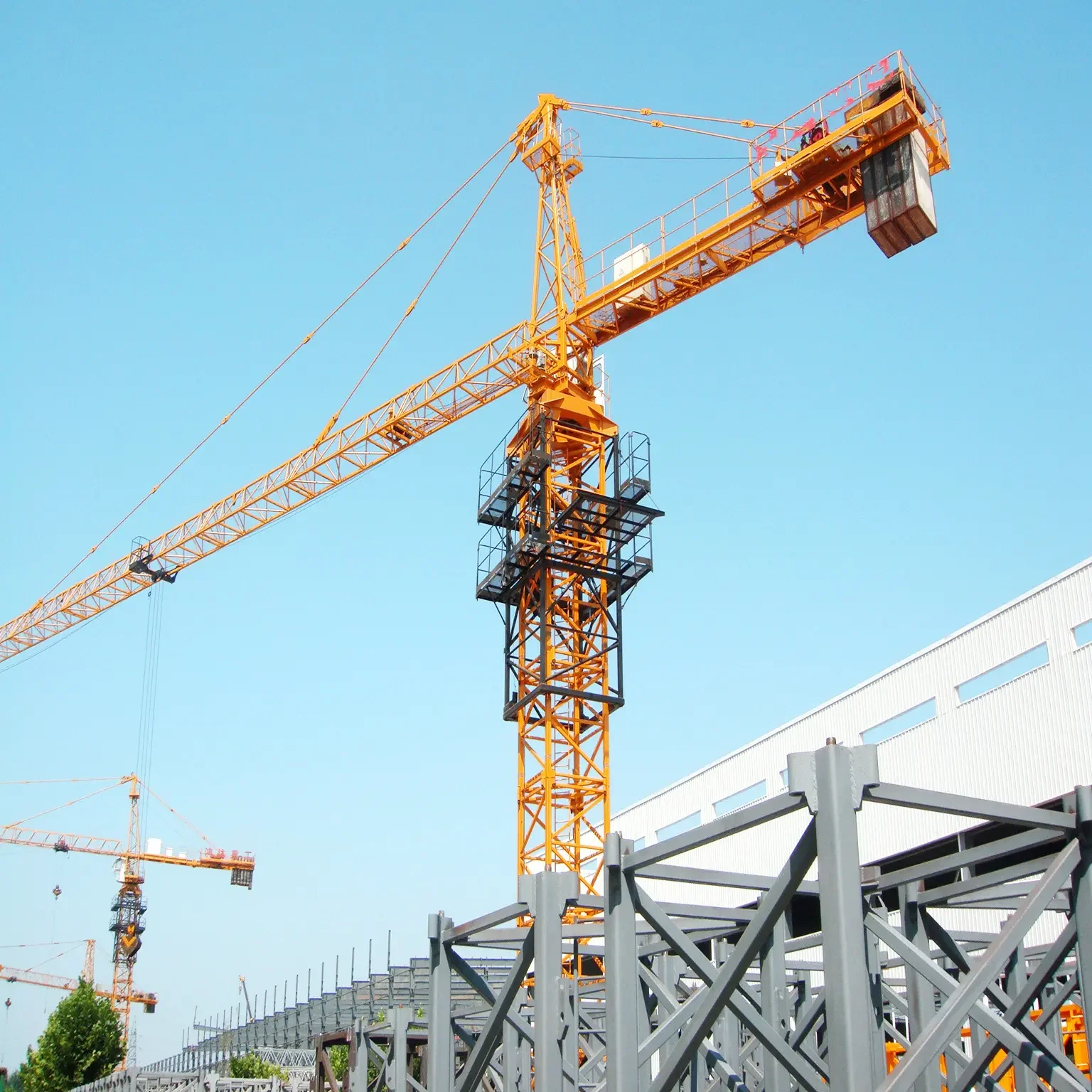 Low Price Used China Brand Tower Crane 10ton Self Erecting 6515-10 65m Second-hand Boom Length Construction Tower Crane
