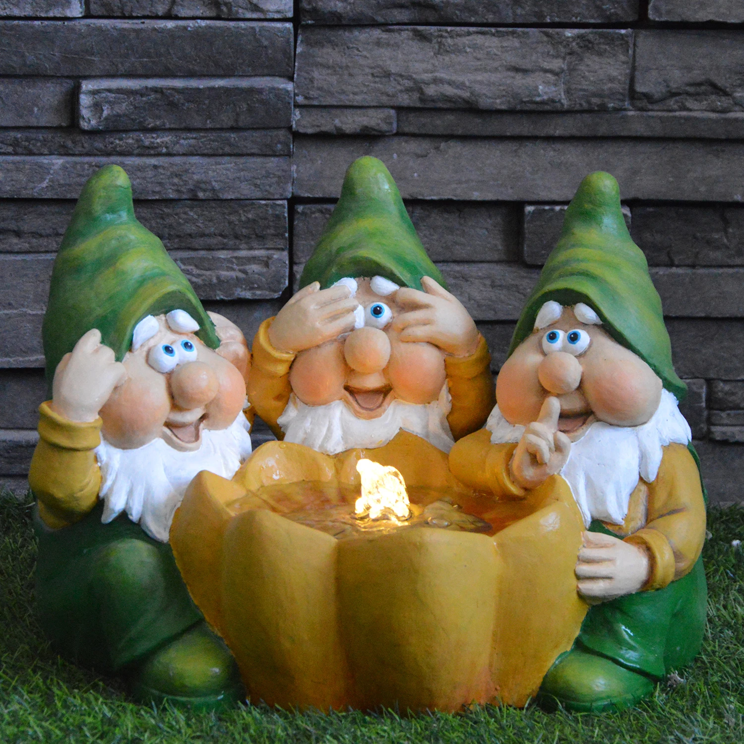 Eco-Friendly Material  cute gnome water fountain Home & Garden Dwarf  water fountain decoration