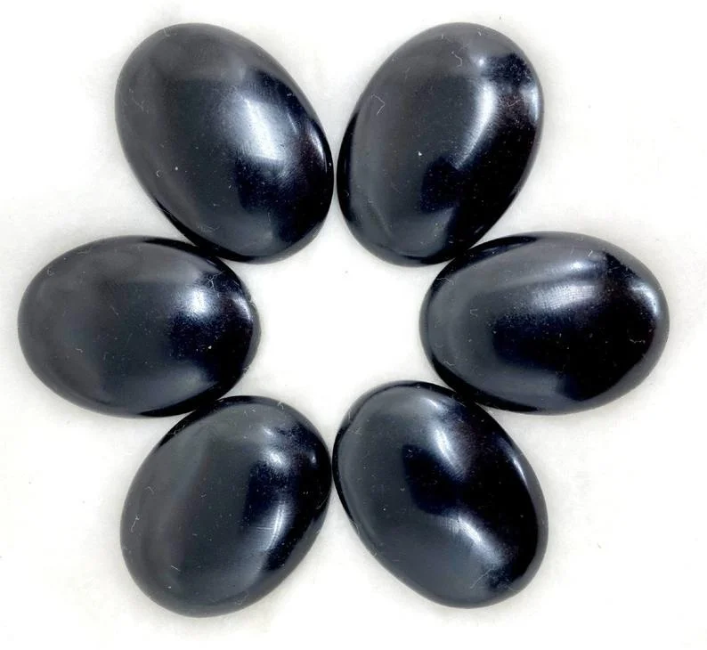 Natural Black Obsidian Palm Stone for Healing Crystal and Meditation 2.jpg
