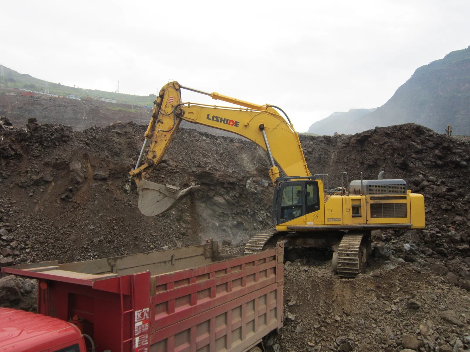 80ton excavator China mine machinery Big excavator SC8050 336kw Bucket digging force 300KN hydraulic excavator