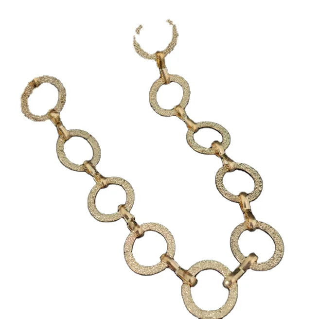 Прямая продажа с фабрики, оптовая продажа, женские металлические цепочки, новые модные ремни для женщин, кожаный ремень для женщин