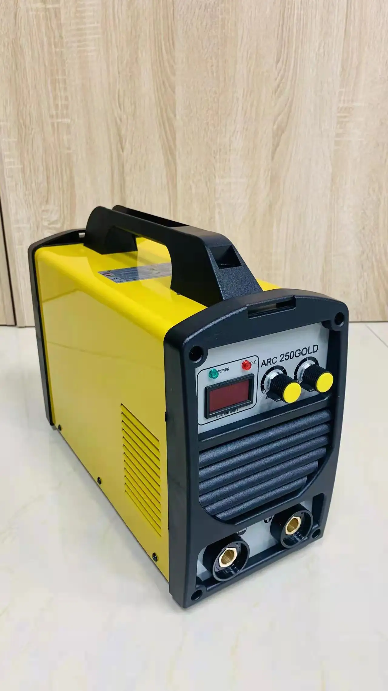 Инверторная дуговая сварочная машина Greatec Mosfet типа ARC250GOLD dc