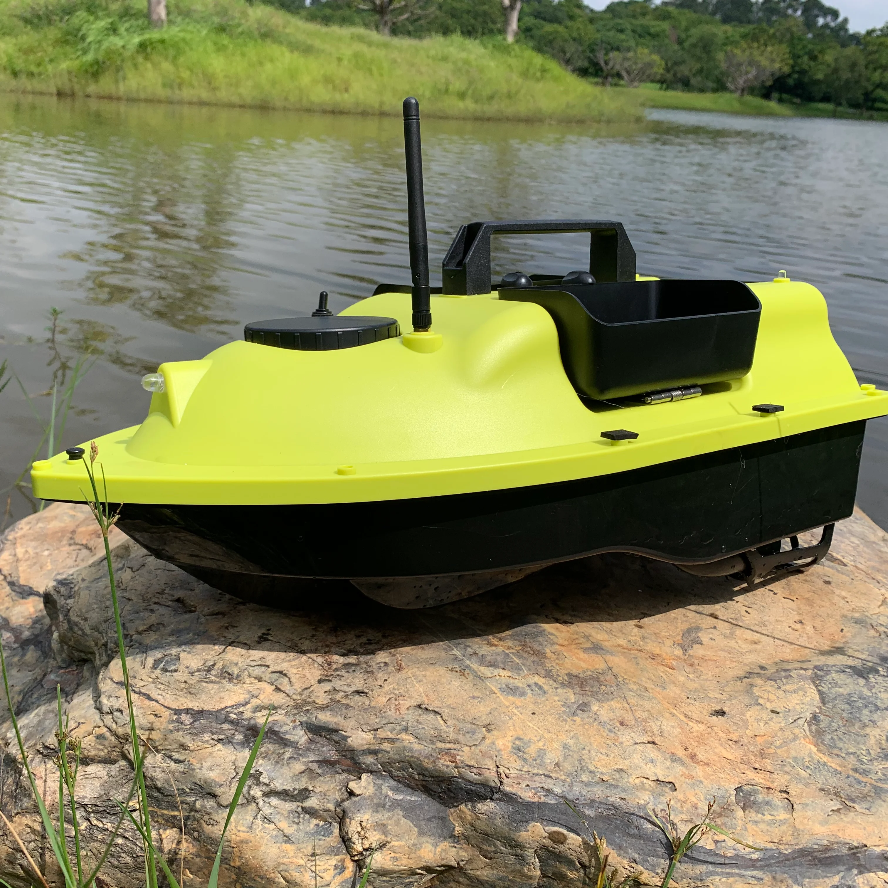 Hummingbird fish finder boatman bait boat GPS carp fishing bait boat
