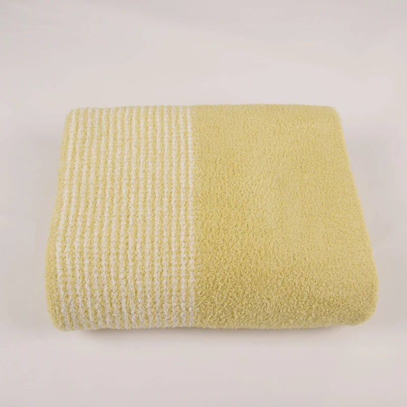 cheap wholesale luxury china branded logo 100% Polyester  super soft winter yellow designer blankets for