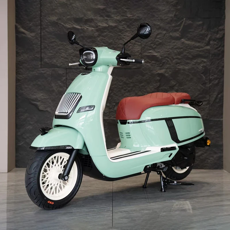 Wholesale 250CC Gasoline Motorcycle Masha Water Cooled with EFI System Adult Moped Max Speed 120kmh Powerful moped on road