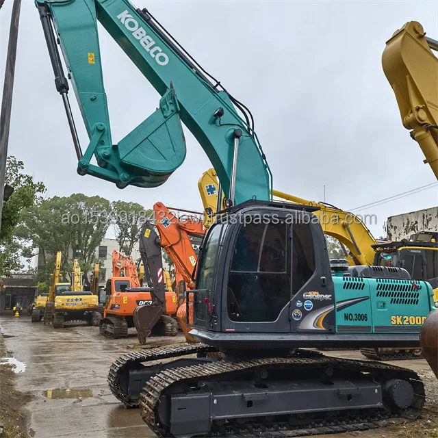 Low price Kobelco Excavator for sale Used Kobelco SK200-8 crawler excavator