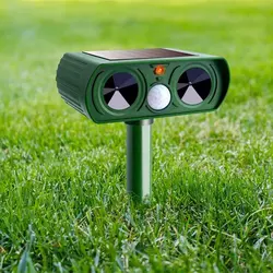 Outdoor Solar Animal Repellent Ultrasonic Cat Dog Repellent Solar Powered Waterproof Animal Deterrent for Garden Yard