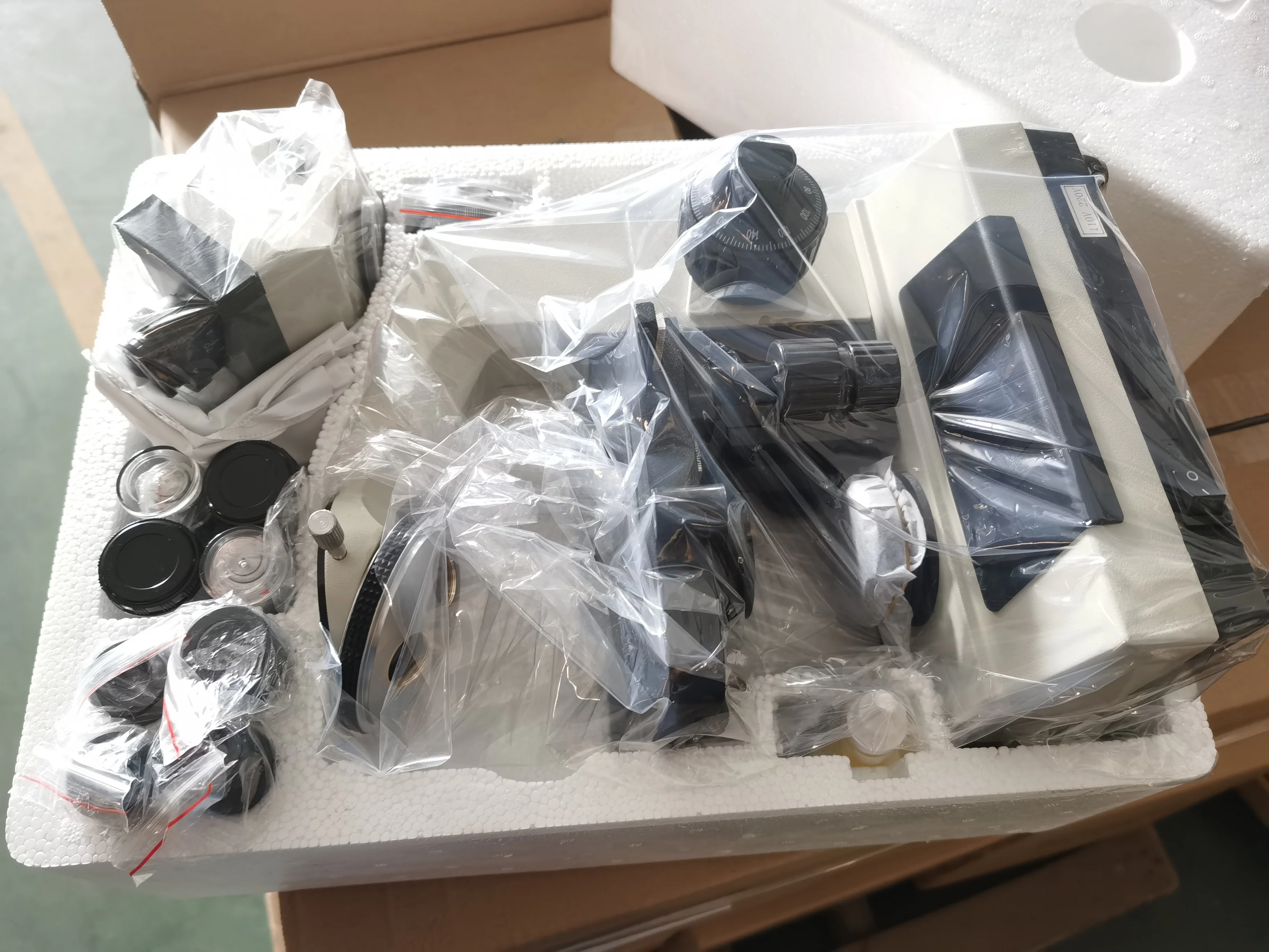 NL1015 N-800M High quality Laboratory Biological Microscope for lab use for medical use