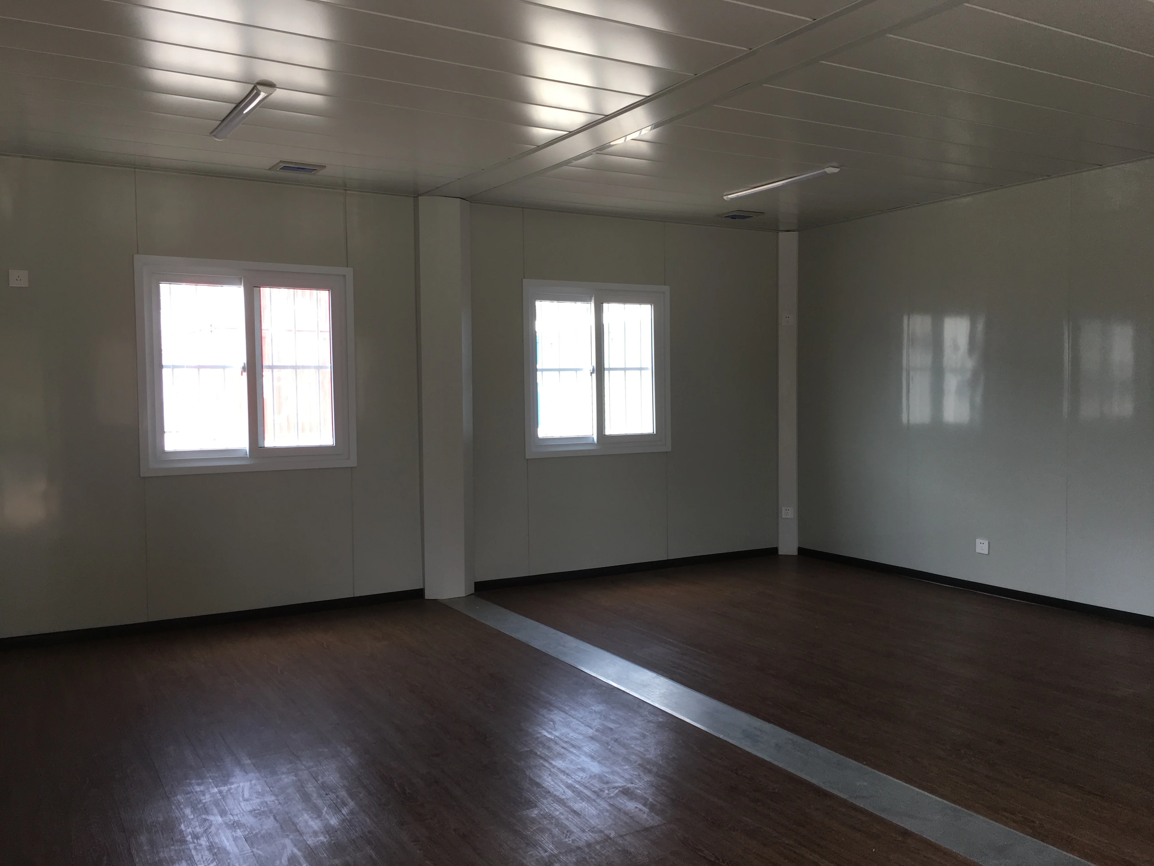 
Yahgee luxury shipping prefab homes flat pack container house 