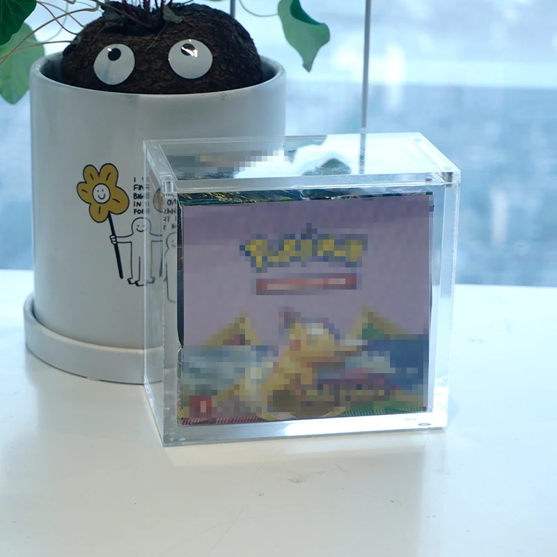 Wholesale acrylic pokemoned cards booster box display case with magnetic lid