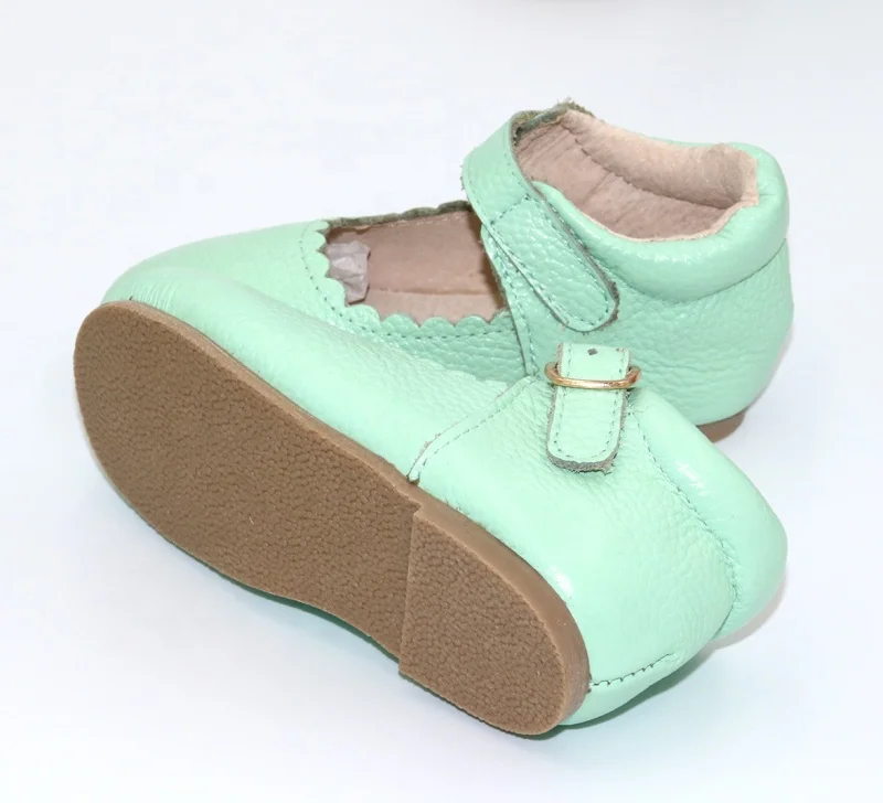Textured Leather Flat Hard Sole Buckle Strap Children Girls Dress Shoes