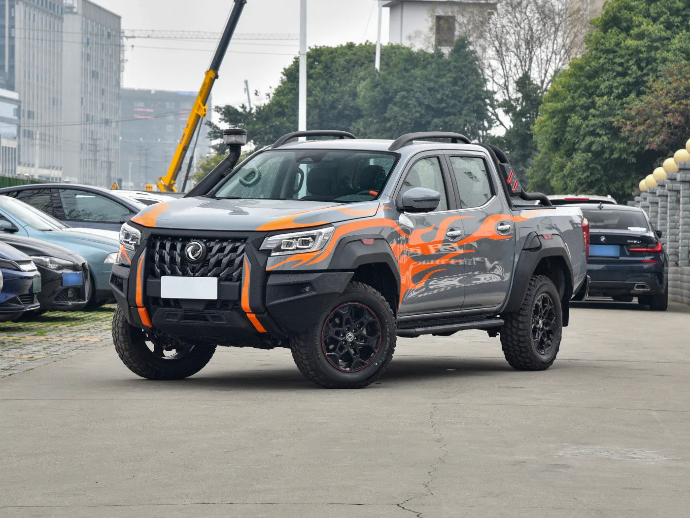 Внедорожник пикап в 4x4 4 4x2 двойная кабина 5 мест