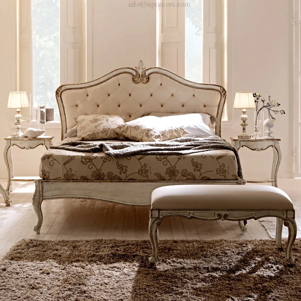 Top Quality Italian New Classic Antiqued Gold Bed Room Furniture Design Button Upholstered Double Size Bed