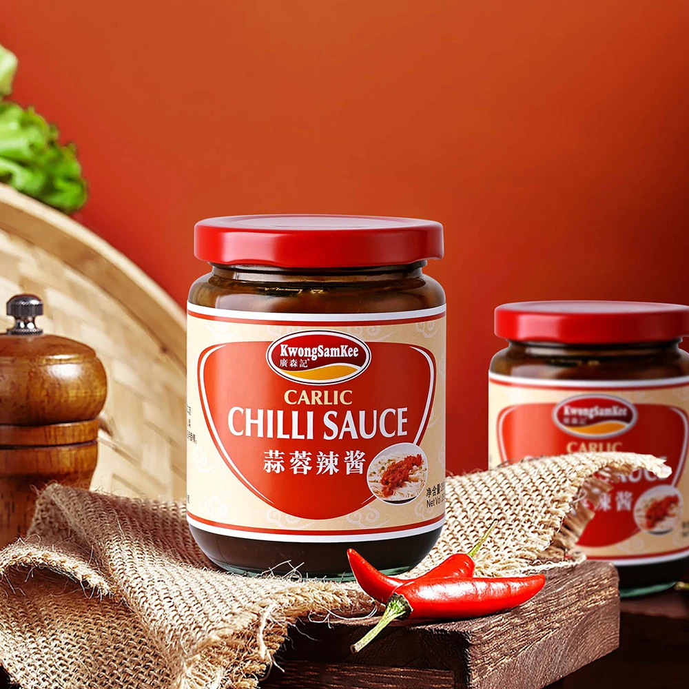 Hot Selling Spicy Red Pepper Chili Garlic Sauce Chinese Food Delicious Hot Chili Sauce