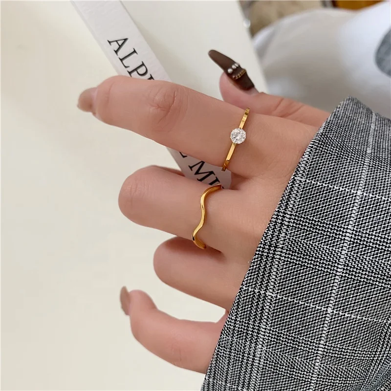 New Fashion Bling Diamond Ring Gold Plated Geometric Fine Wave Ring Women Minimalist Stainless Steel Jewelry