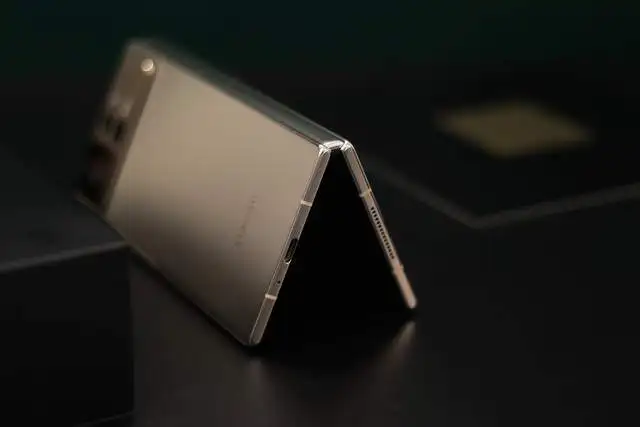 Mi MIX FOLD 2 (7).jpg
